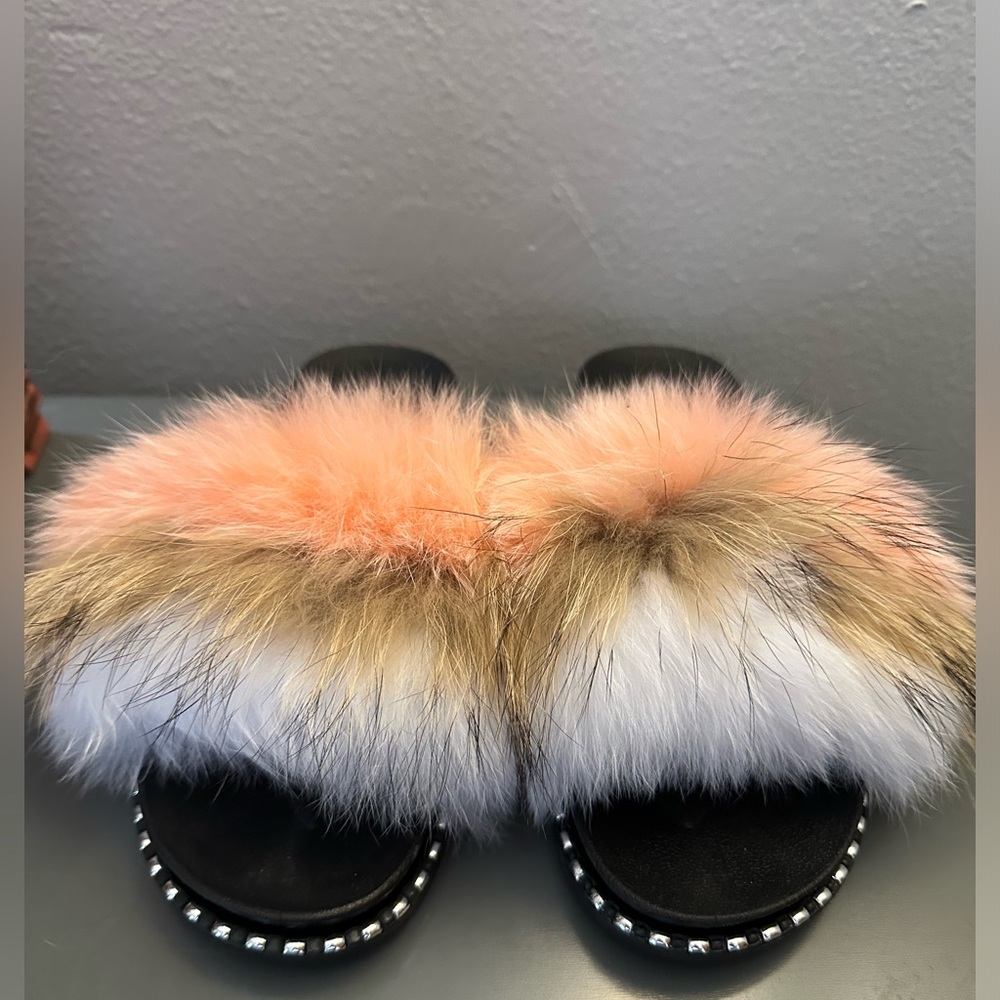 Furstory fuzzy fur slides open toe sandals size 40.5-41/ 8.5